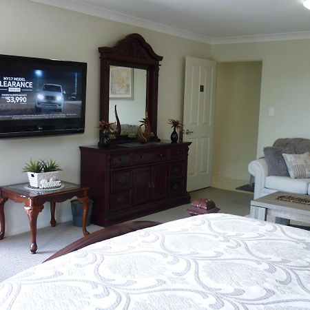Willowbank Drive Bed & Breakfast ภายนอก รูปภาพ